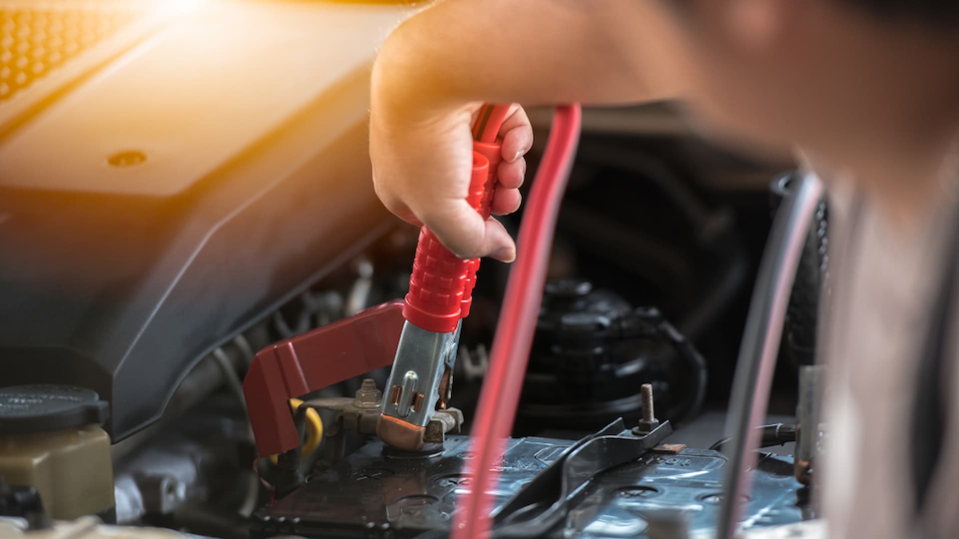 how to charge car battery